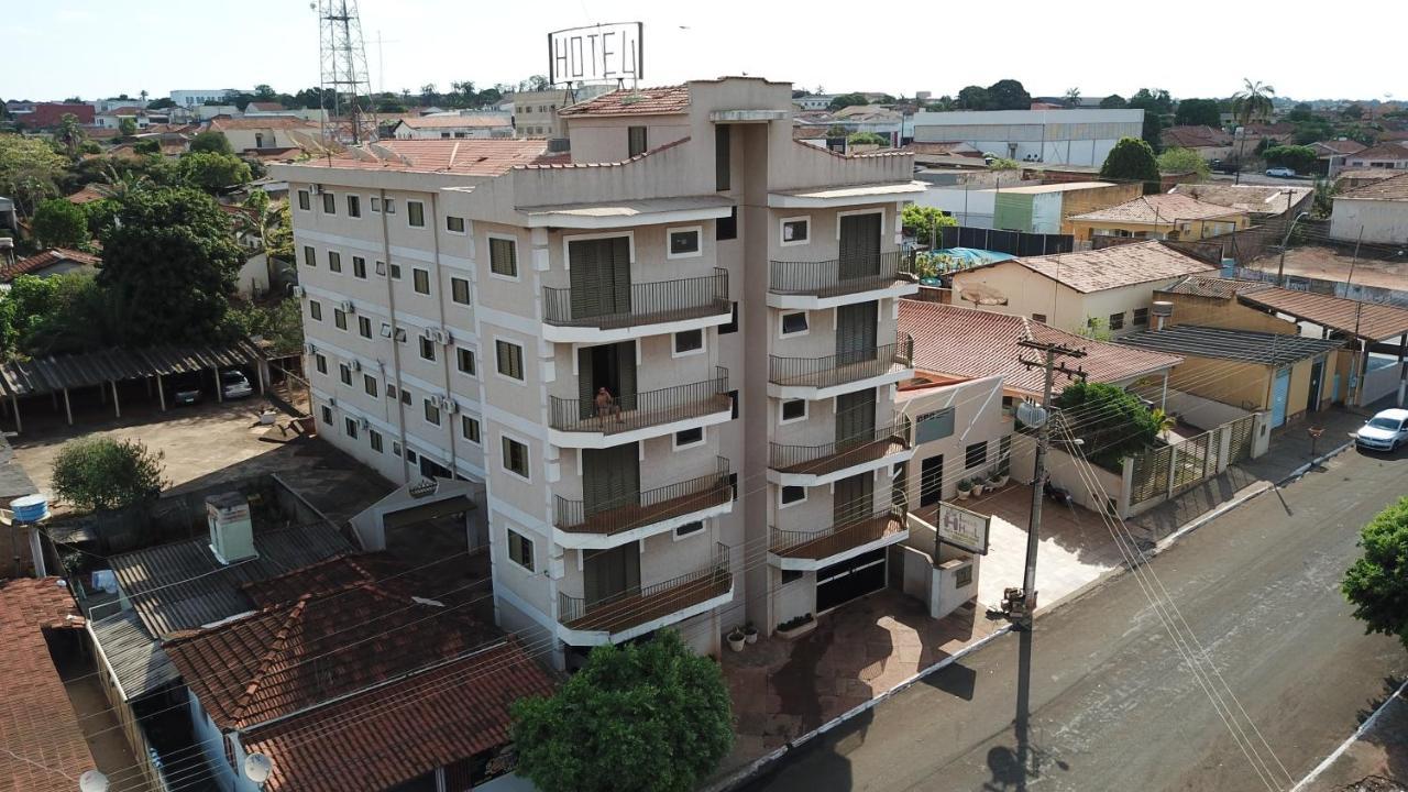 Imperio Hotel Cacu Exterior photo